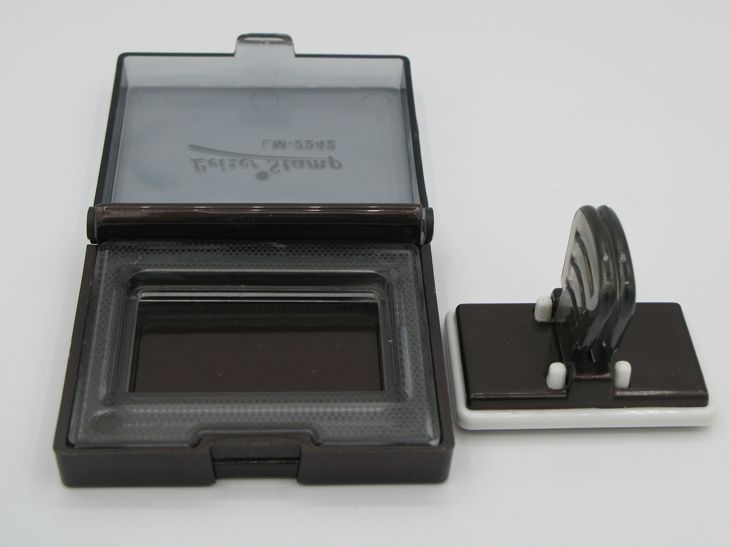 مهر جیبی پروانه ای لیزری